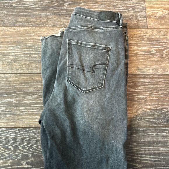American Eagle curvy highest rise jegging. 14 regular. - Picture 6 of 6